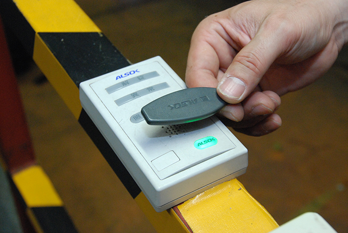 �����ɥ��������к�02��������ͣ��Υ������ƥ������ƥ�