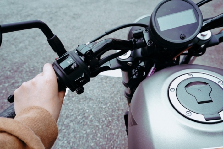 �᡼�����̤���ư�Х������ŵ��Х����˺ǿ�����ڳ�����